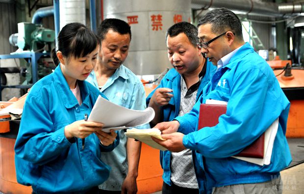 皖南電機內審員在生產(chǎn)現場(chǎng)審核
