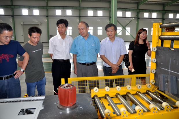 皖南電機：與會(huì )代表還參觀(guān)了皖南電氣股份有限公司
